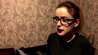 Заставил взять в ротик и потрахаться русскую тёлку