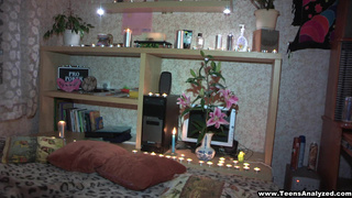 Чпокнул русскую тощую соседку в зад при свечах