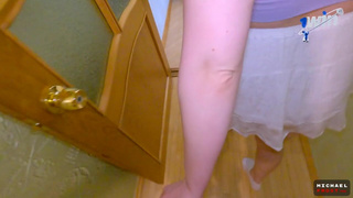 А она ничего такая — теперь он встречается с 2-мя девушками ??