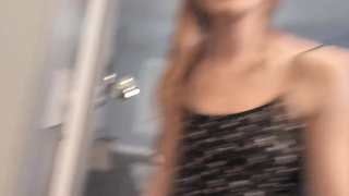 Как я догадался, что ты кончила? Да ты свою мокрую половую щель видела ??