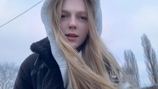 Я её подвёз, она мне отсосала! Совсем она не сука, это жизнь такая